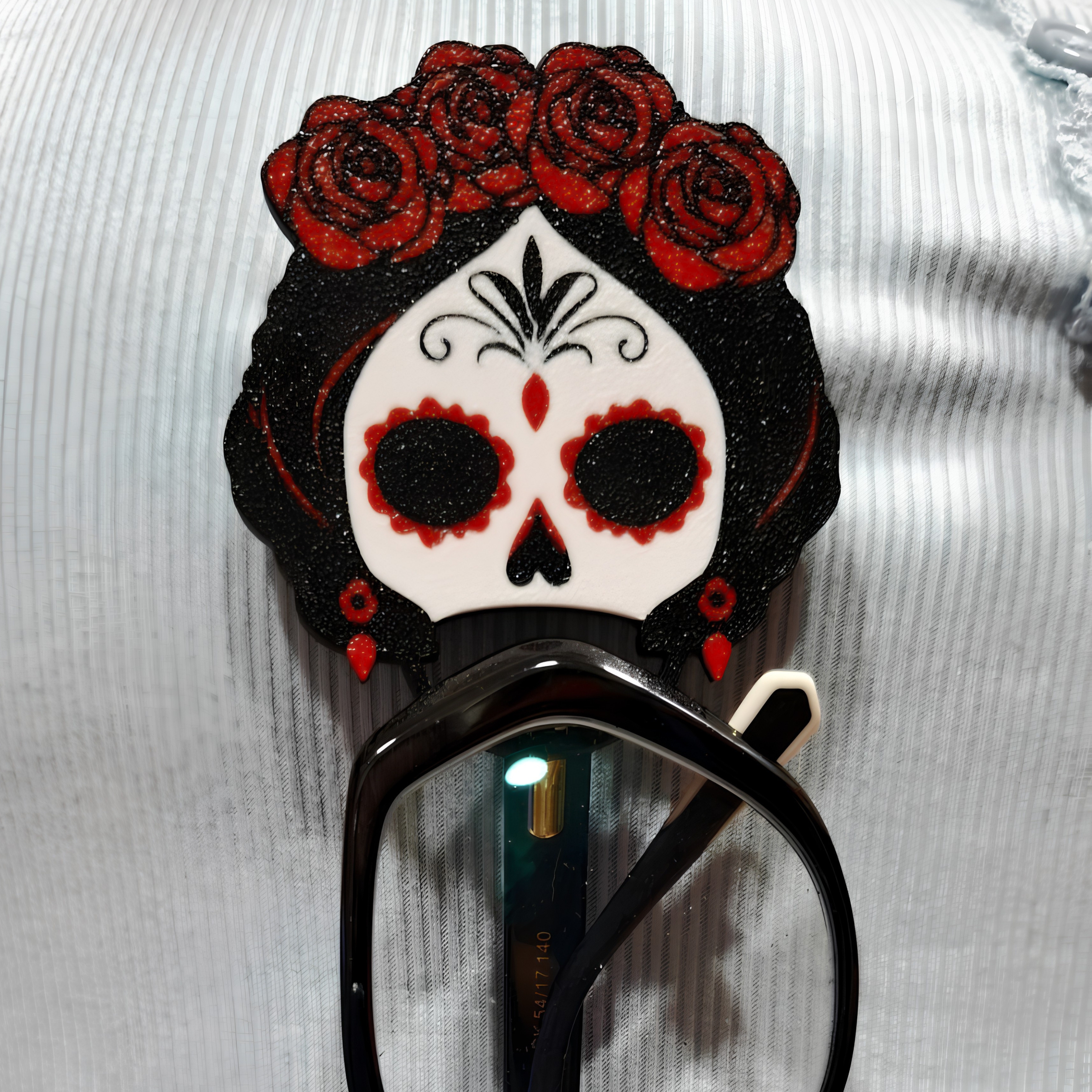 Broche Cuelga Gafas Rosas Catrina - Imagen 2